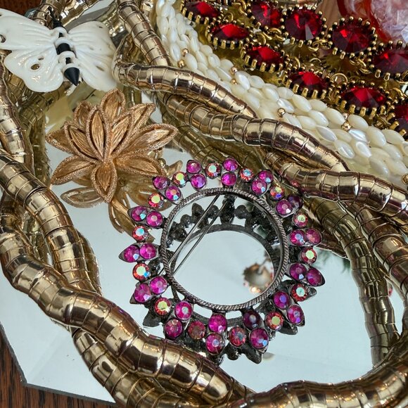 Gobs of Vintage jewelry with Beveled Mirror Vanity/Dresser Tray - Picture 7 of 17